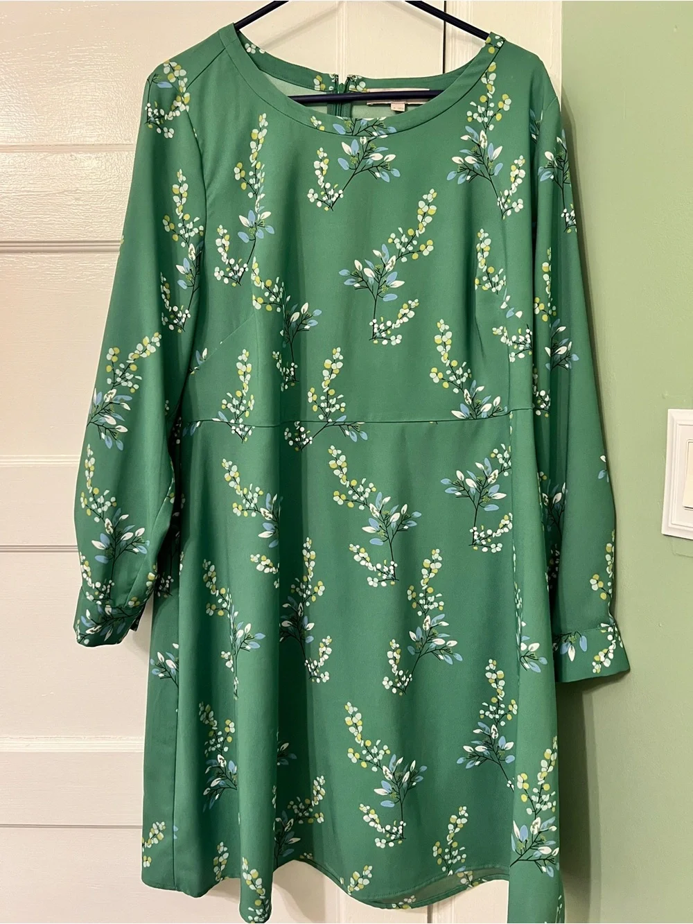 LOFT Plus Green Floral Shift Dress - Picture 1 of 4